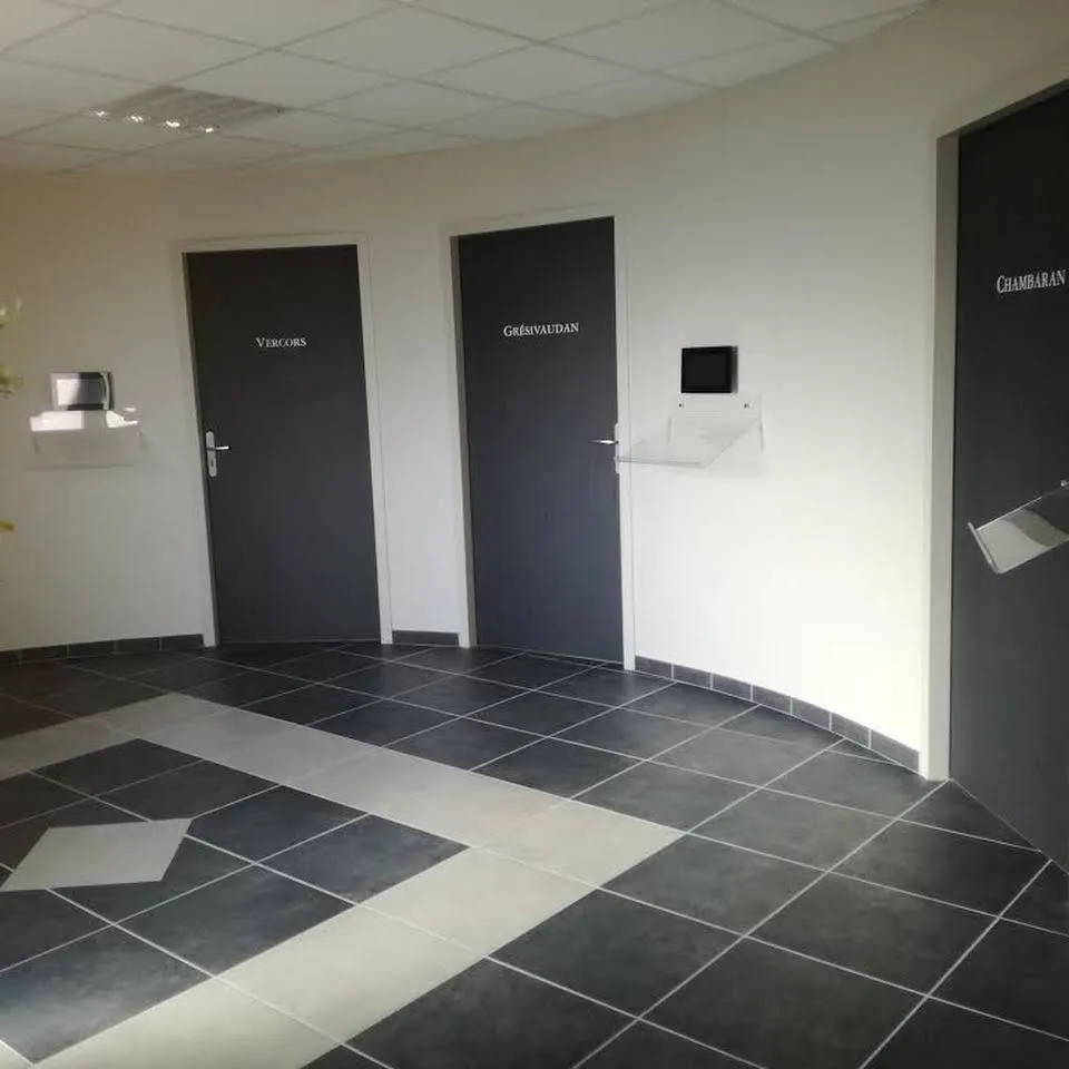 Salons funéraires et chambres funéraires des Pompes Funèbres Vitaloni